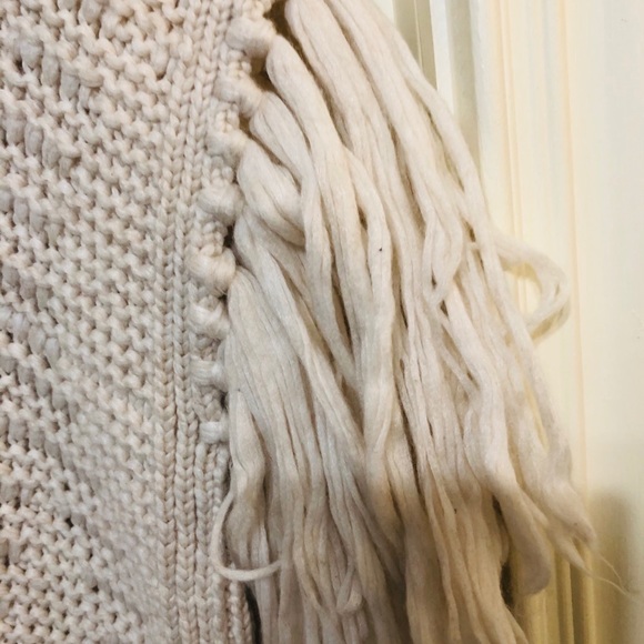 Black Coral Turtleneck Sweater - Picture 8 of 9